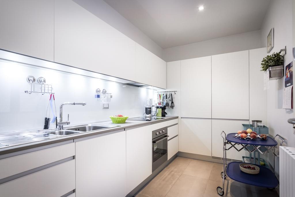 Como Design Apartment - BymyhomeinКомо Екстериор снимка