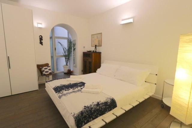 Como Design Apartment - BymyhomeinКомо Екстериор снимка